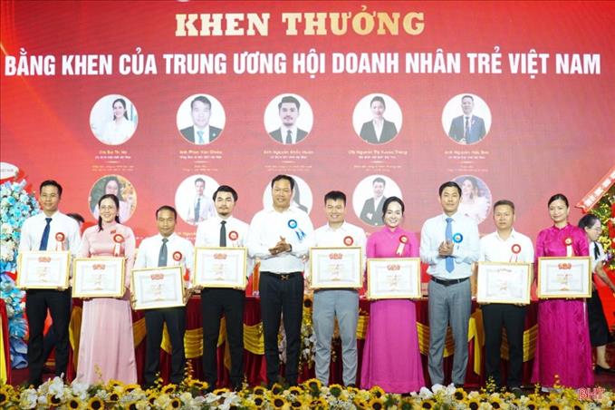hoi_doanh_nhan_tre_hatinh_oduchenang_odudep ha tinh6.jpg